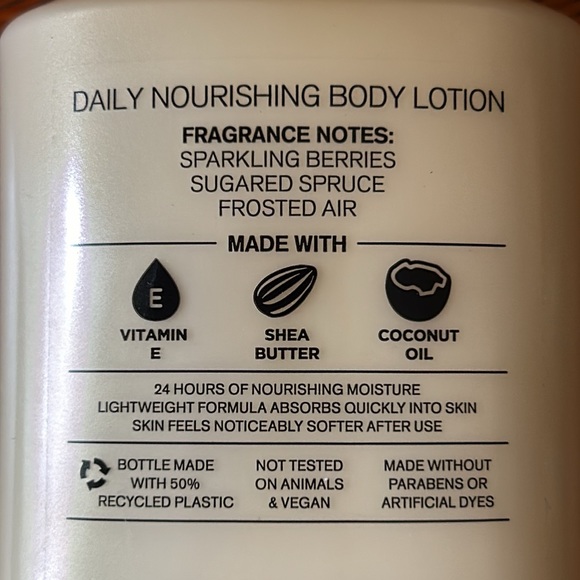 Bath & Body Works Golden Berry Mistletoe - Picture 2 of 6